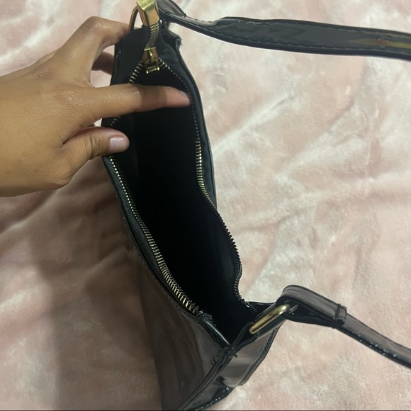 Black small bag - Picture 2 of 2